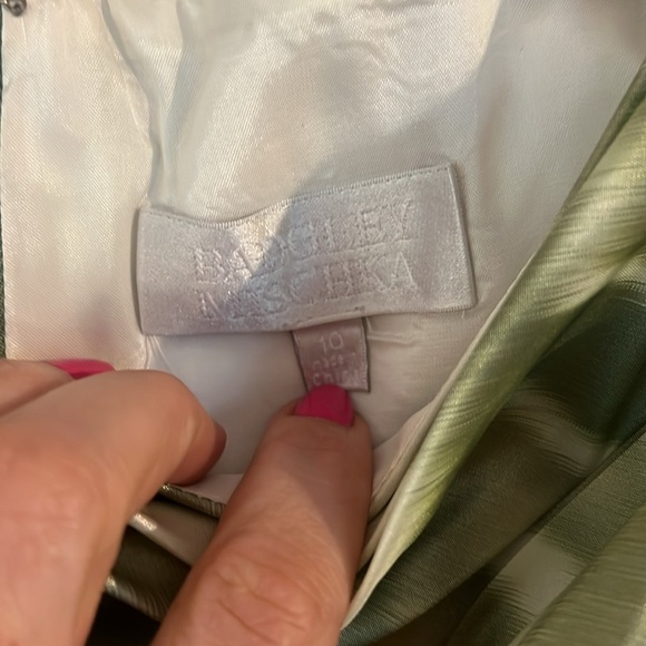 Badgley Mischka cocktail green and cream off shoulder dress Sz 10 - Picture 3 of 7